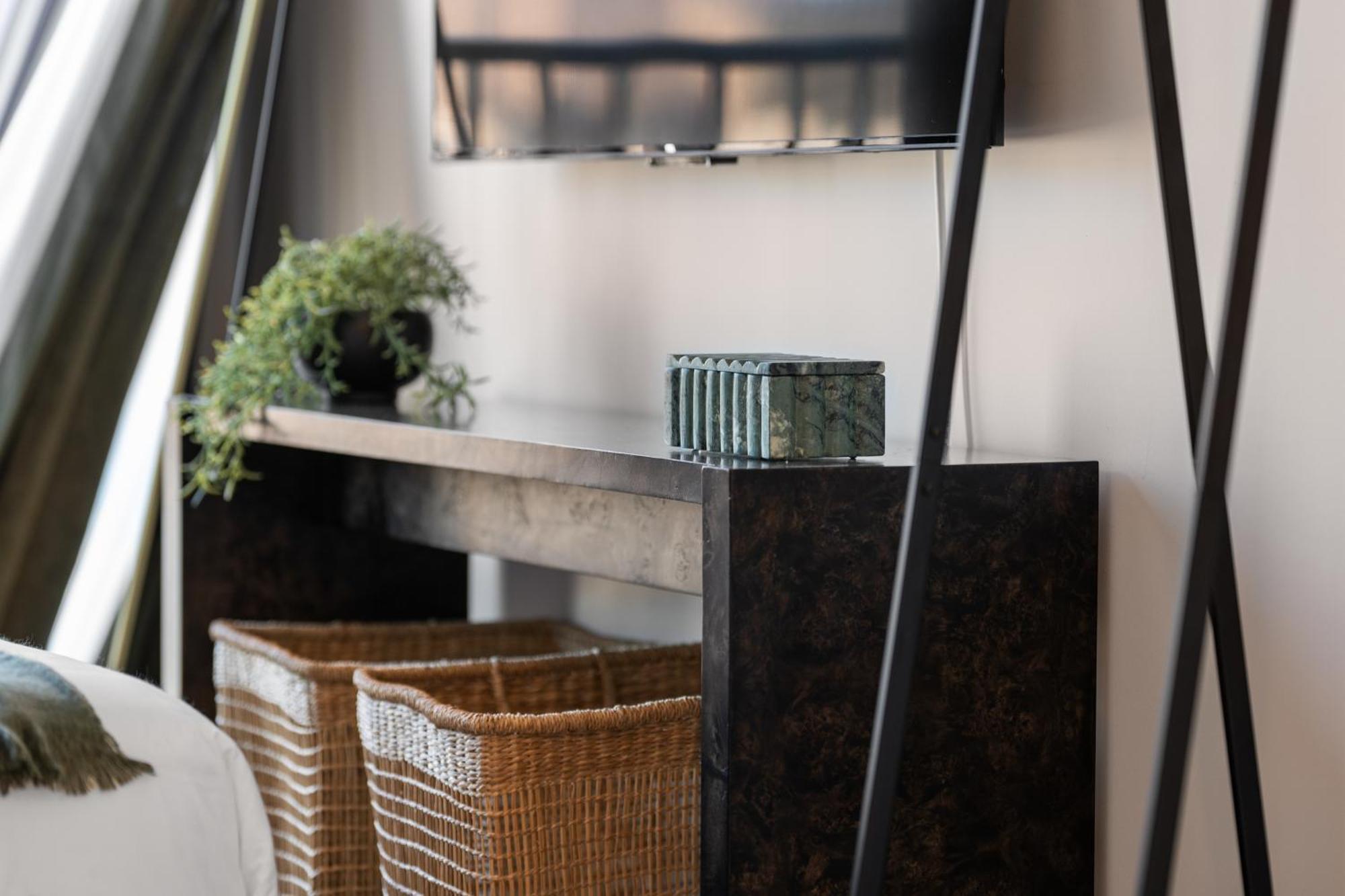 Luxury Furnished By Hyatus Downtown At Yale Apart-hotel 3*