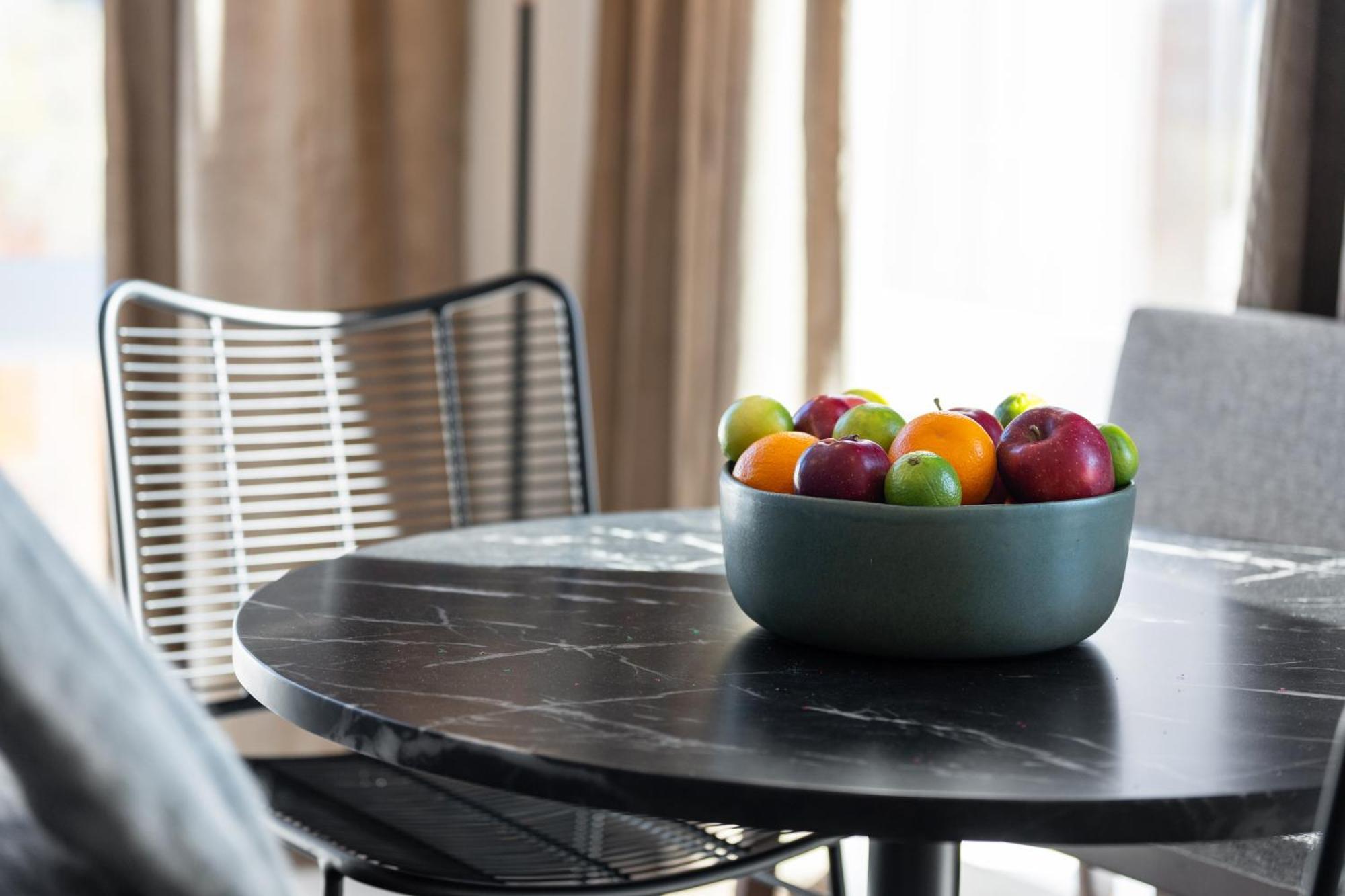 Luxury Furnished By Hyatus Downtown At Yale 3*